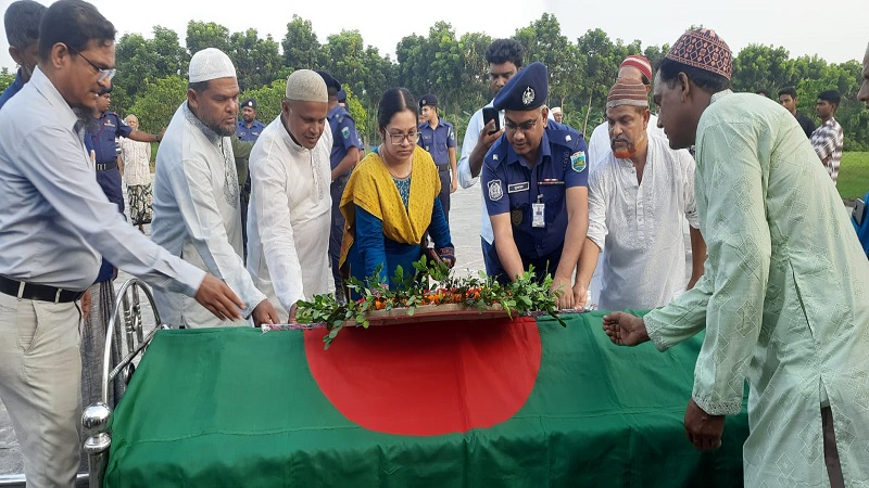 নাচোলে বীর মুক্তিযোদ্ধা এনামুল হকের ইন্তেকাল,রাষ্ট্রীয় মর্যাদায় দাফন